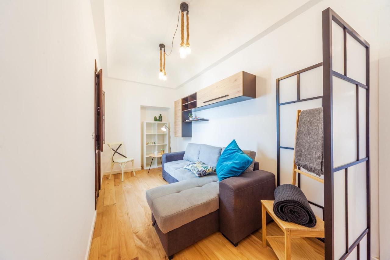 Vakalu-Piazza Duomo Charming Apartment Syracuse Bagian luar foto